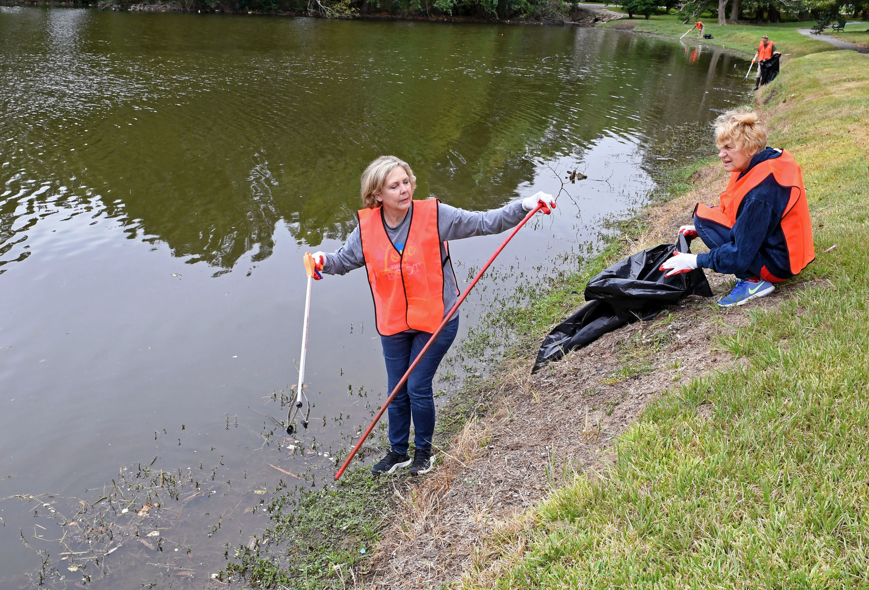 BR.cleanup0037.100919 bf.jpg